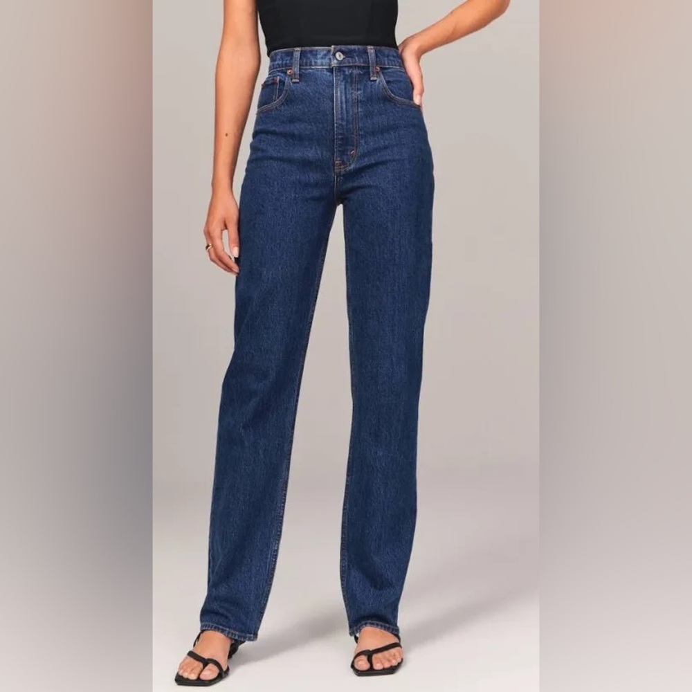 Abercrombie & Fitch Women's Straight Leg Jeans - Dark Blue